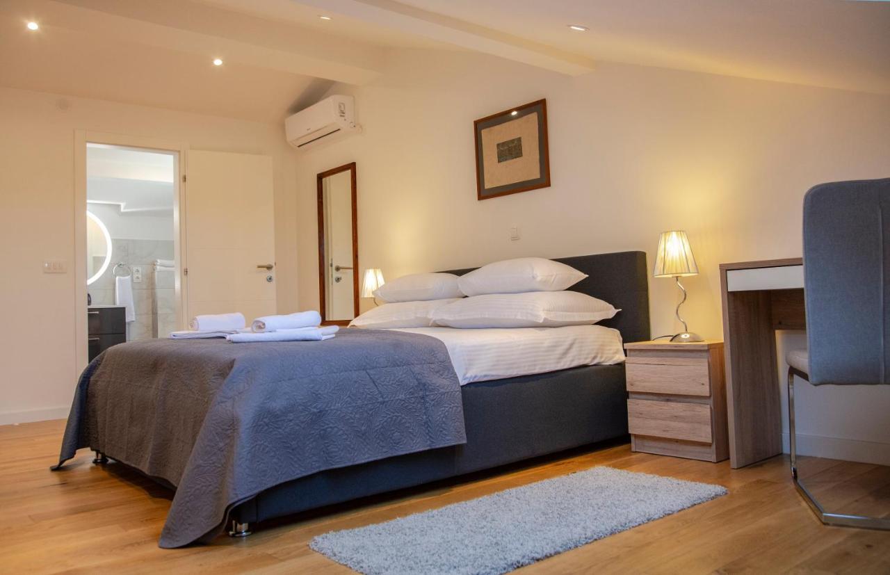 Iadertina Apartment 扎达尔 外观 照片
