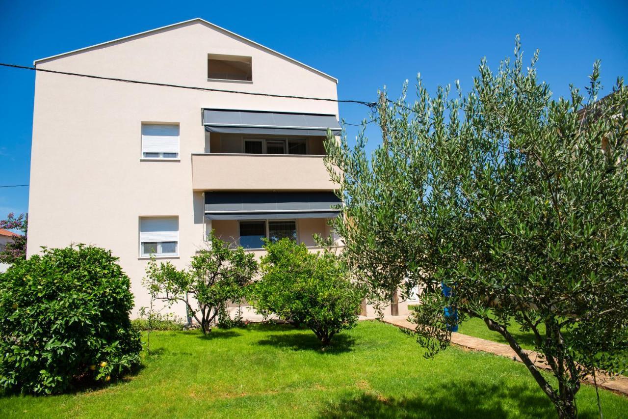 Iadertina Apartment 扎达尔 外观 照片